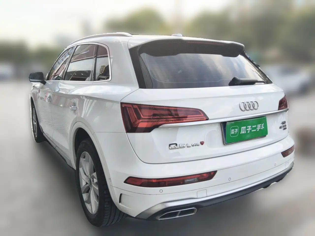 Audi Q5L 2022 40T Luxury Dynamic Model — миниатюра 4