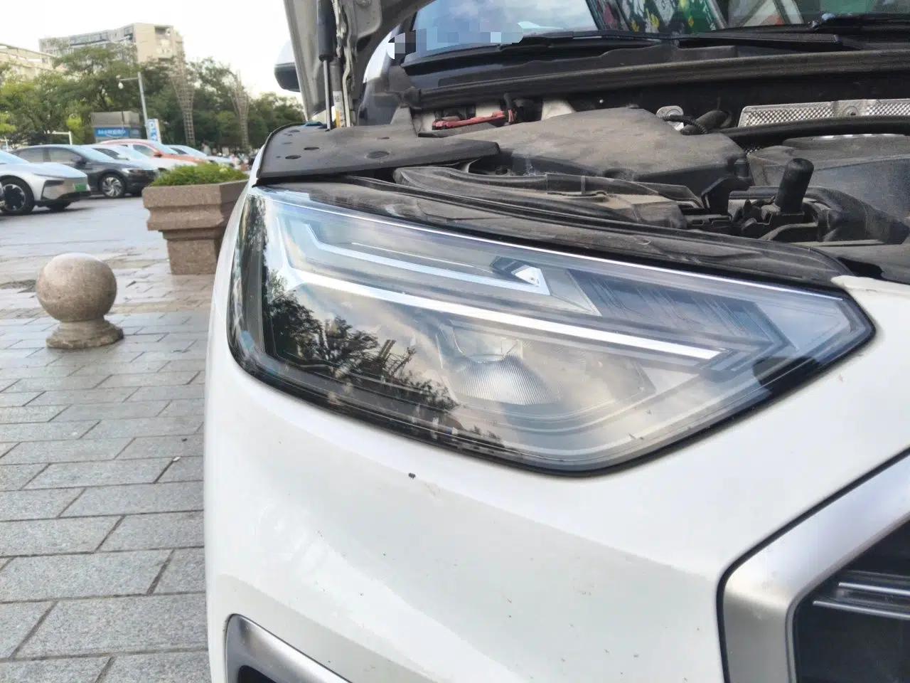 Audi Q5L 2022 40T Luxury Dynamic Model — миниатюра 7