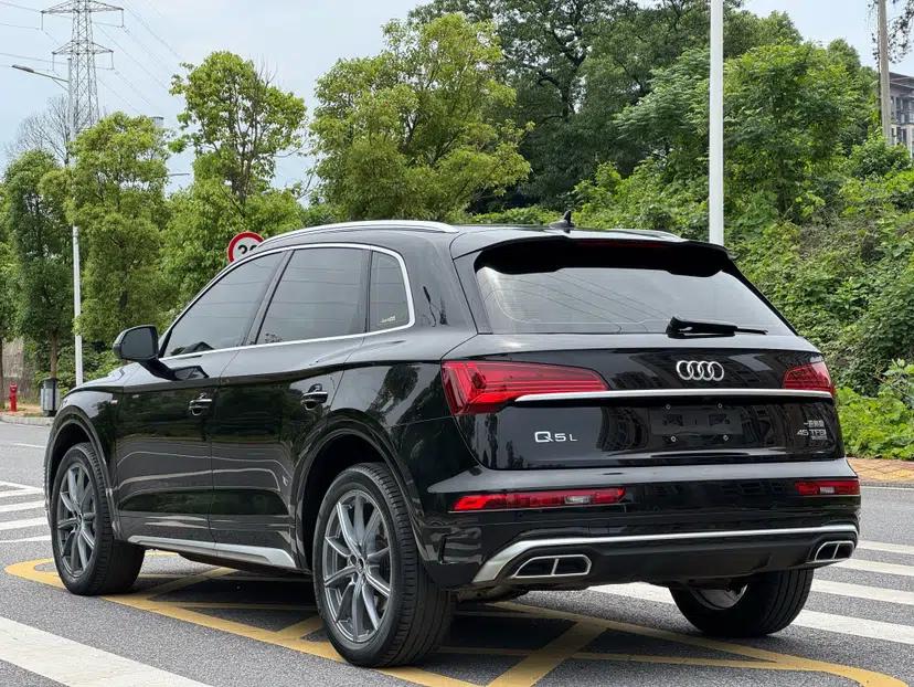 Audi Q5L 2022 Updated 45T Luxury Dynamic Version — миниатюра 6