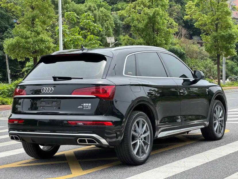 Audi Q5L 2022 Updated 45T Luxury Dynamic Version — миниатюра 8