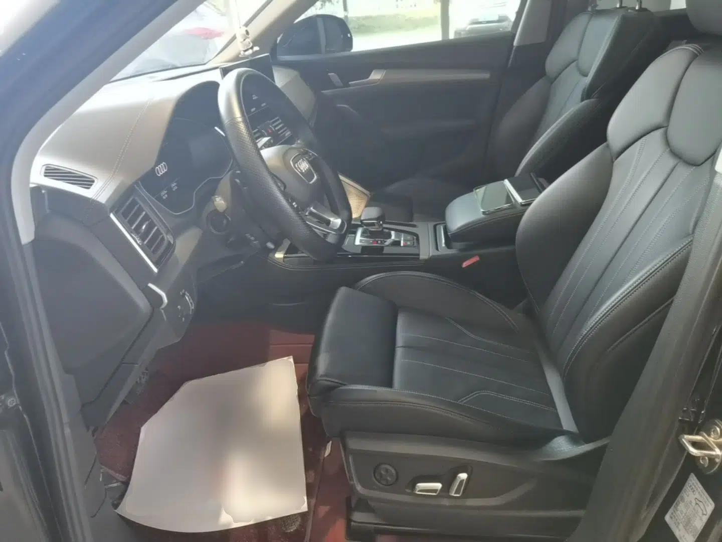 Audi Q5L 2024 40 TFSI Fashion Dynamic Model — миниатюра 22