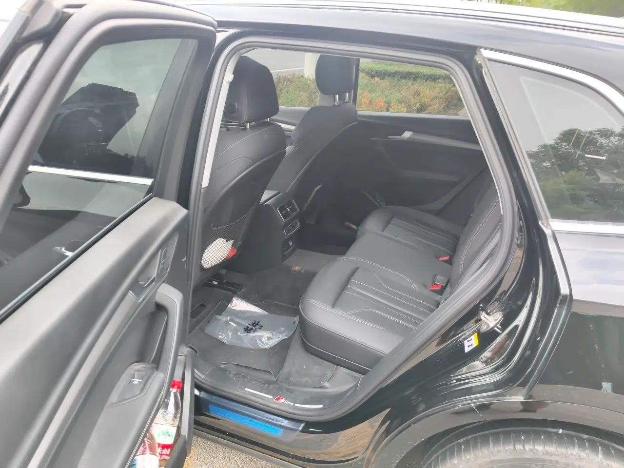 Audi Q5L 2022 45T Luxury Dynamic Model — миниатюра 17