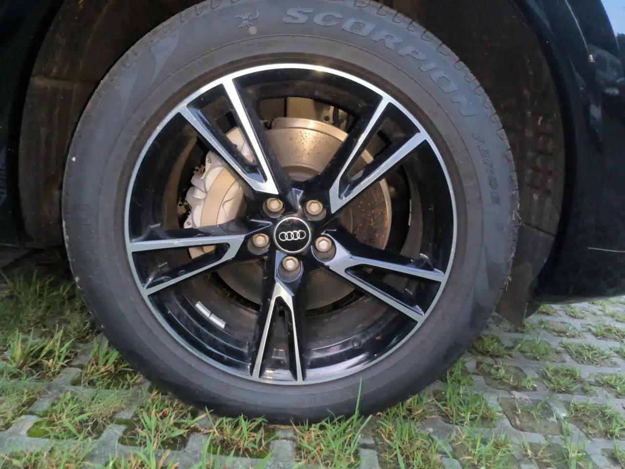 Audi Q5L 2025 40 TFSI Fashionable and Dynamic Edition — миниатюра 8