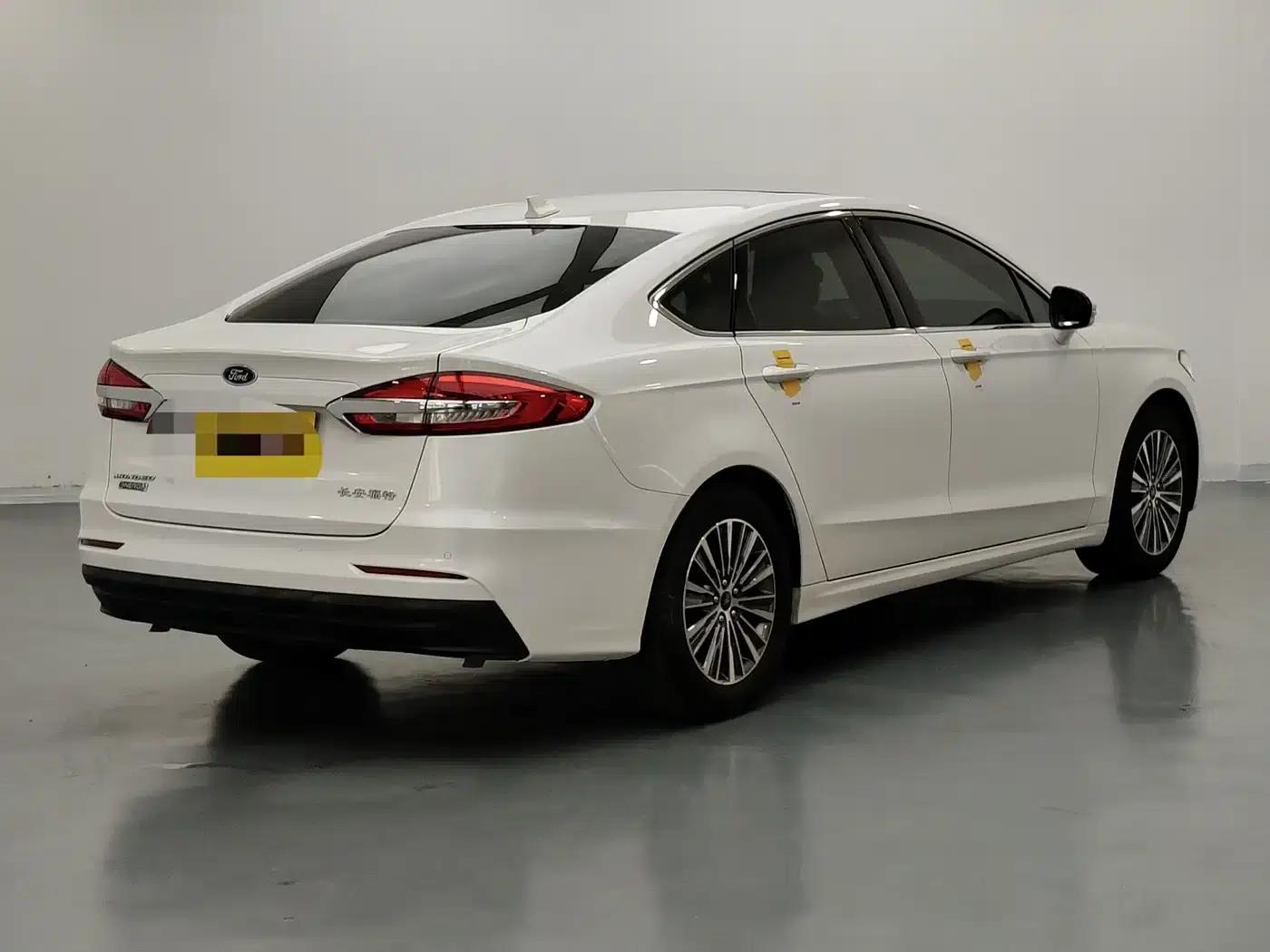 Mondeo PHEV 2018 2.0 PHEV Intelligent Control Fashion Model (National VI Emission Standard) — миниатюра 4