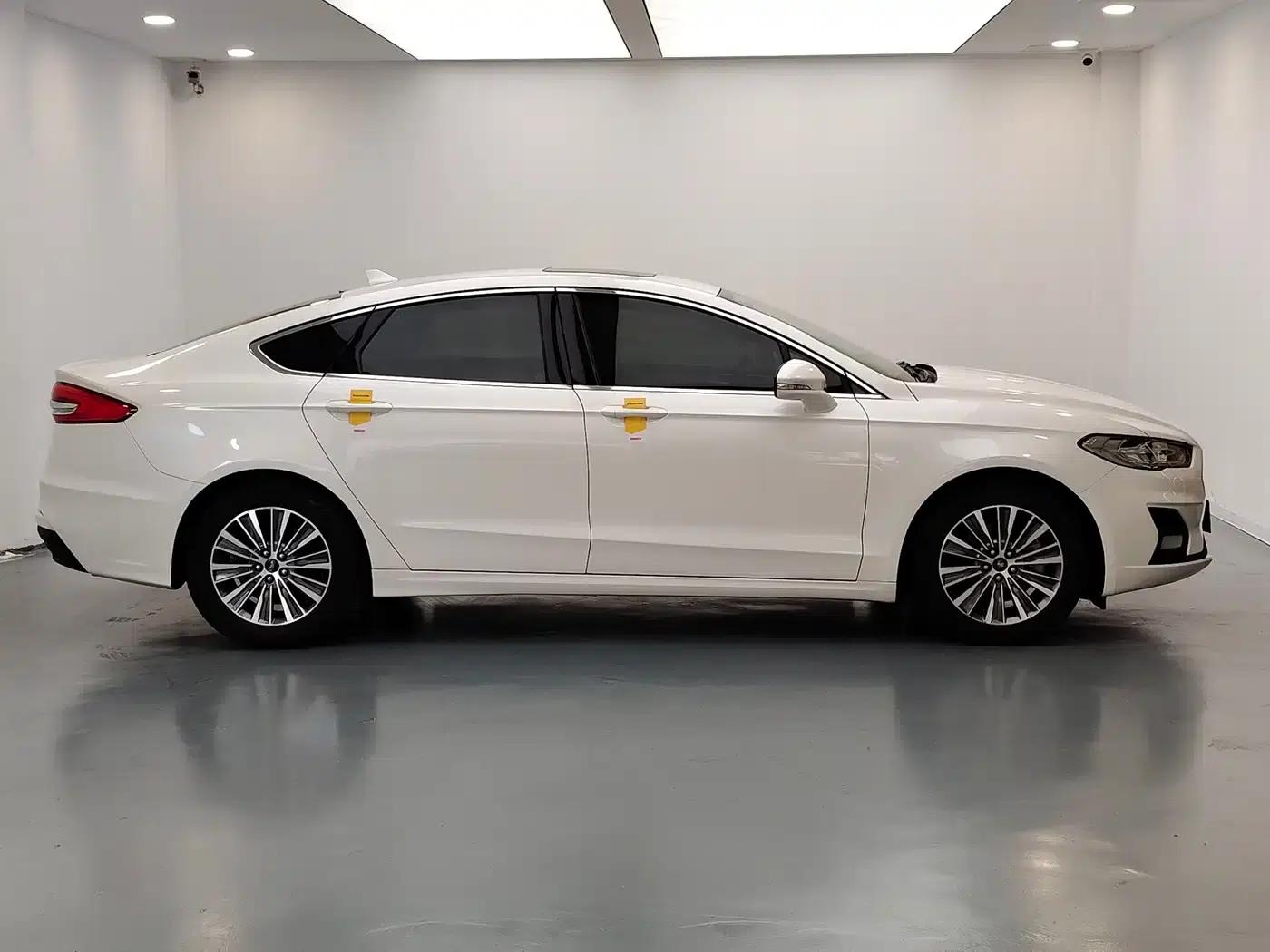 Mondeo PHEV 2018 2.0 PHEV Intelligent Control Fashion Model (National VI Emission Standard) — миниатюра 8