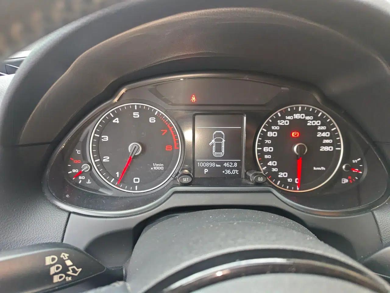 Audi Q5 2017 Plus 40 TFSI Ambition Model — миниатюра 11
