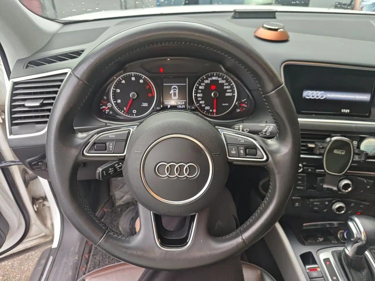 Audi Q5 2017 Plus 40 TFSI Ambition Model — миниатюра 10