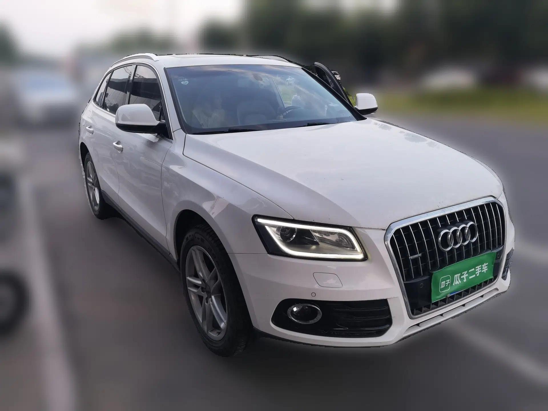 Audi Q5 2016 40 TFSI Comfort Model — миниатюра 3