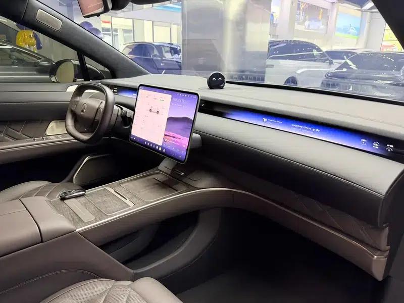NIO ET9 2025 102kWh Signature Edition — миниатюра 10