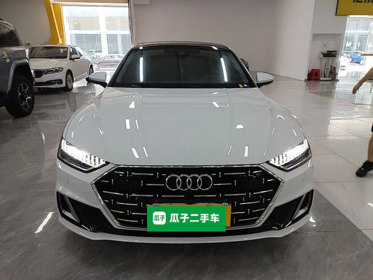 Audi A7L 2024 45TFSI S-line Dream-Building Edition Flow Crystal Package — миниатюра 2