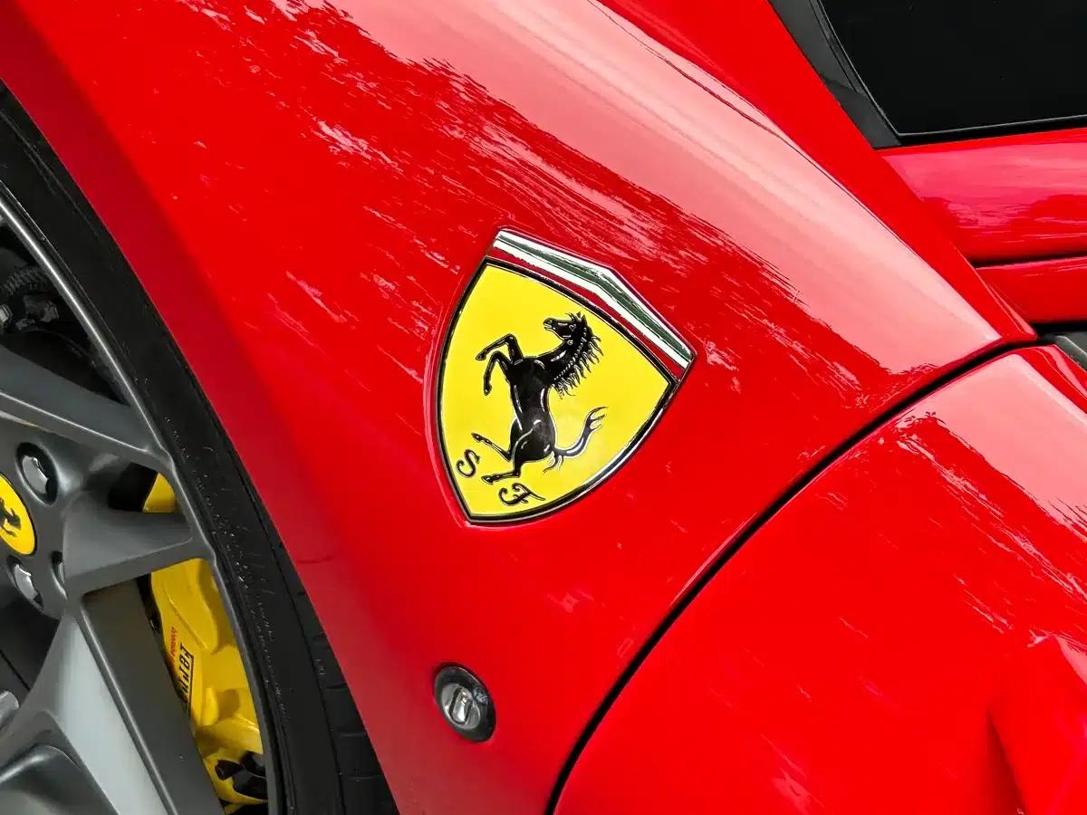 Ferrari F8 2019 Tributo 3.9T V8 — миниатюра 2