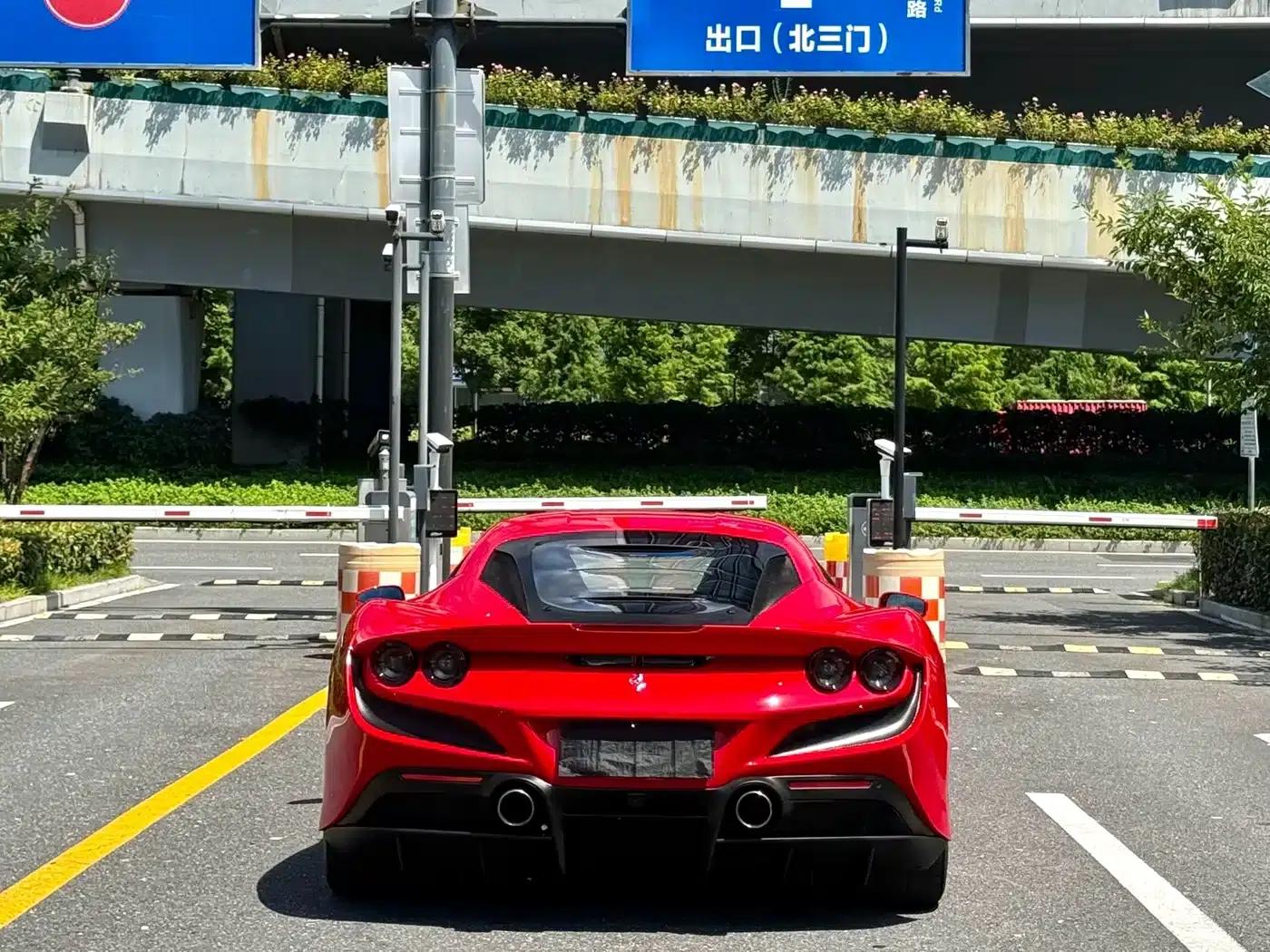 Ferrari F8 2019 Tributo 3.9T V8 — миниатюра 8