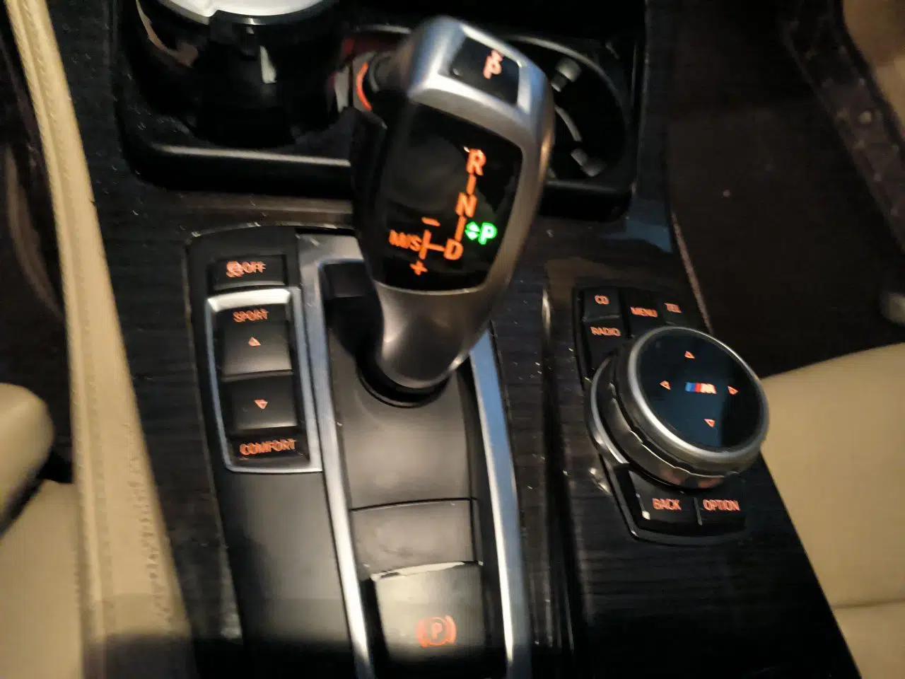 BMW 5 Series 2012 530Li Luxury Model — миниатюра 14