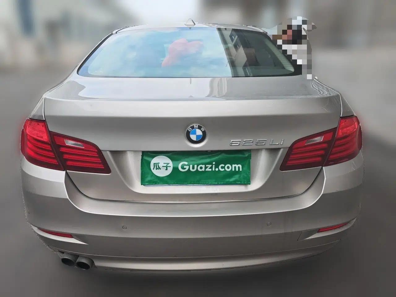 BMW 5 Series 2014 525Li Leading Model — миниатюра 5