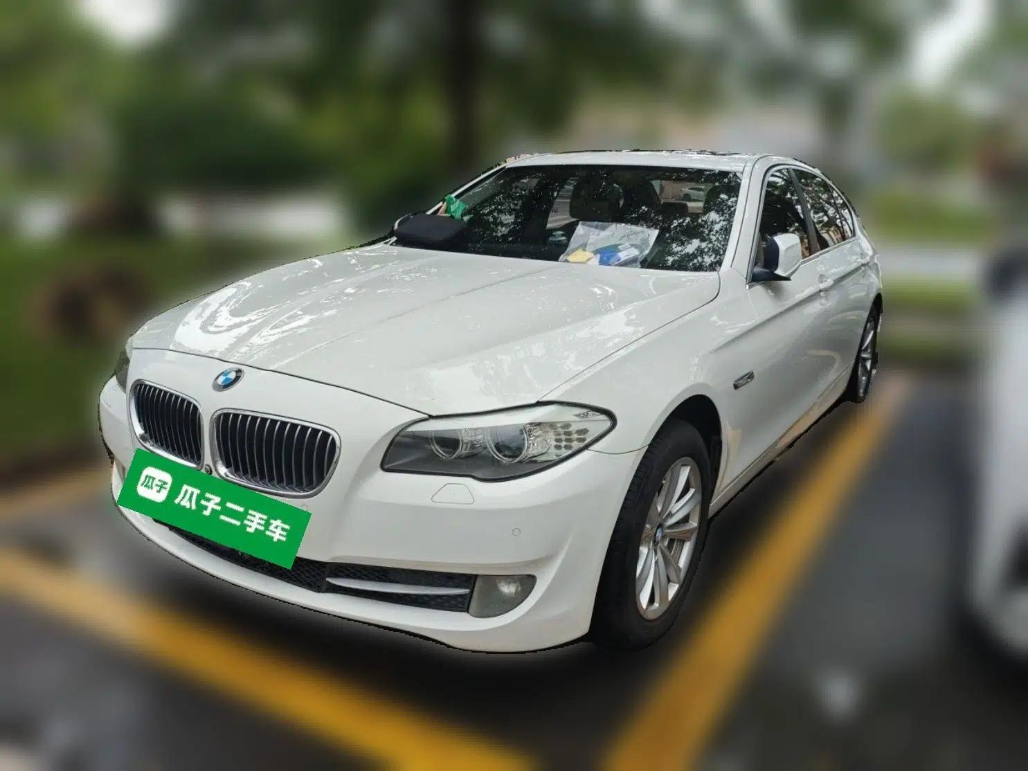 BMW 5 Series 2013 525Li Leading Model — миниатюра 1