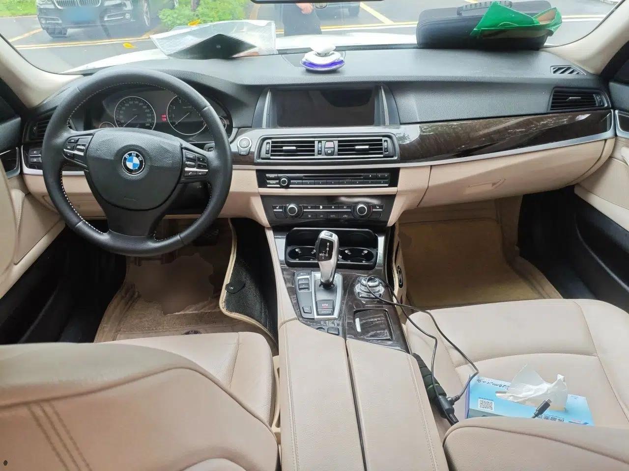 BMW 5 Series 2013 525Li Leading Model — миниатюра 9