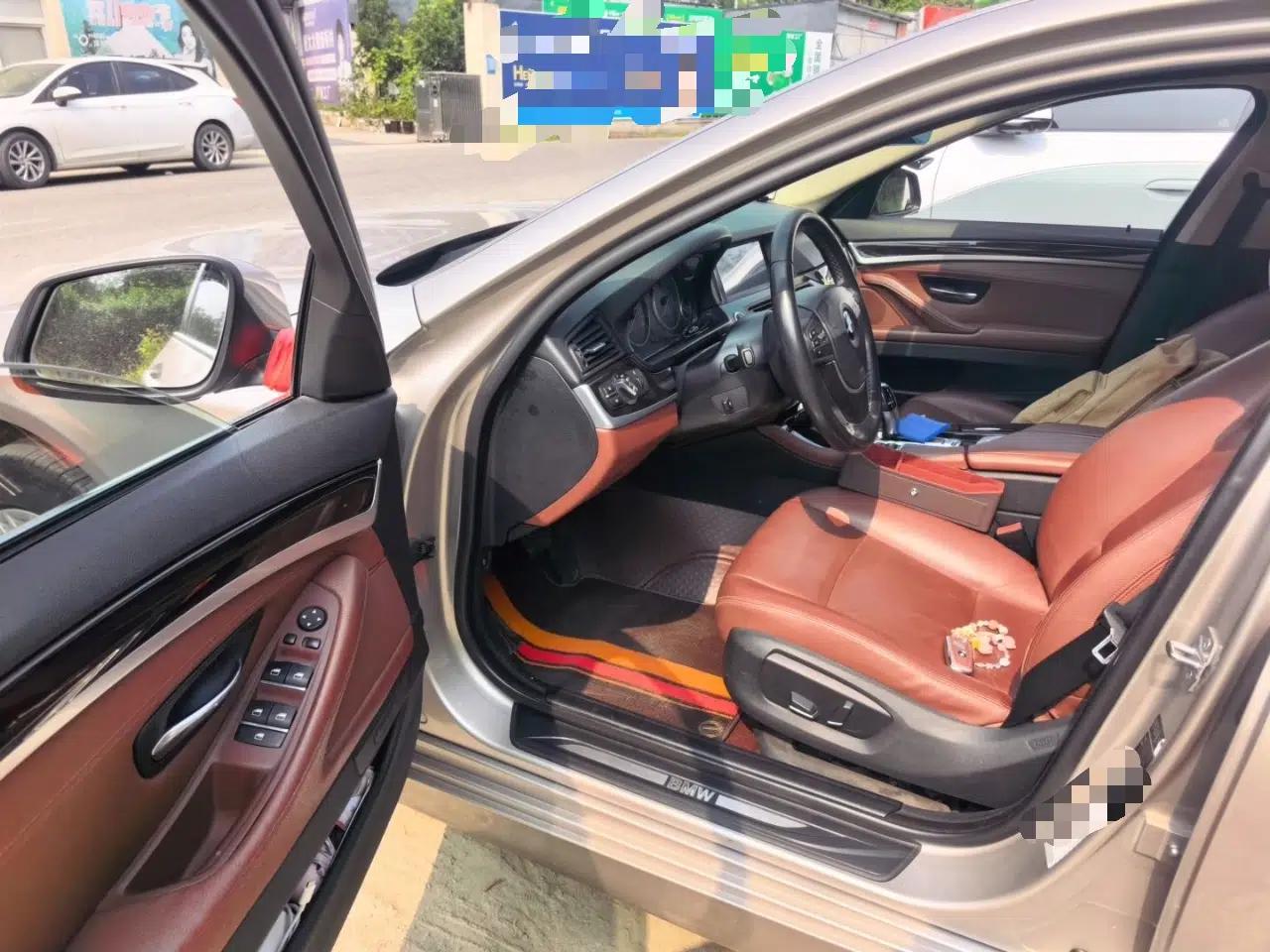 BMW 5 Series 2013 525Li Leading Model — миниатюра 16