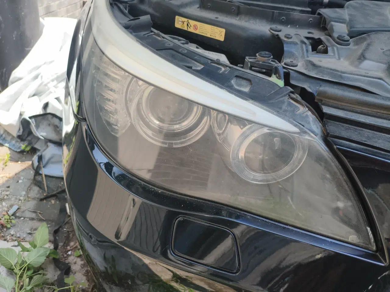 BMW 5 Series 2010 520Li Luxury Model — миниатюра 7
