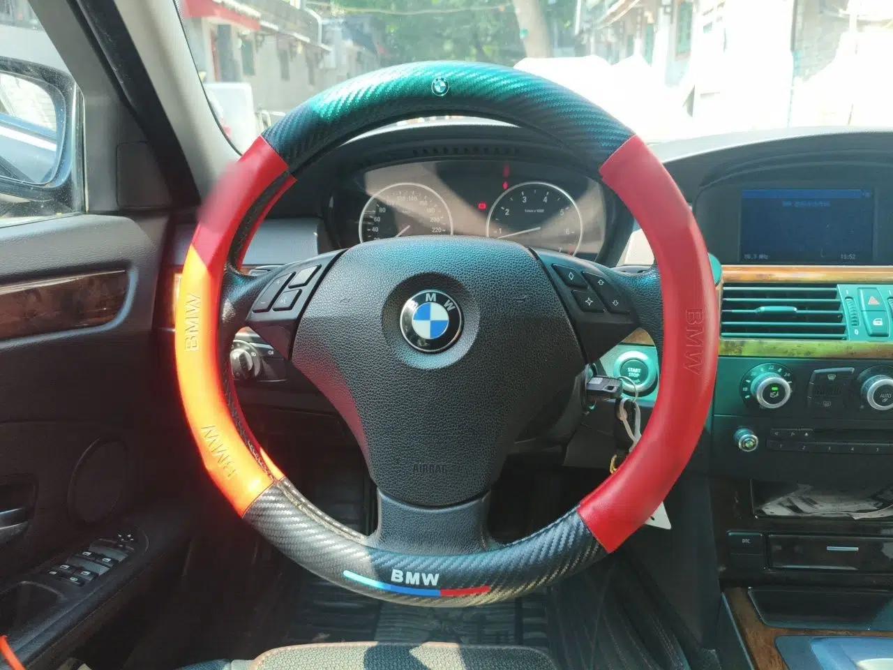 BMW 5 Series 2010 520Li Luxury Model — миниатюра 10