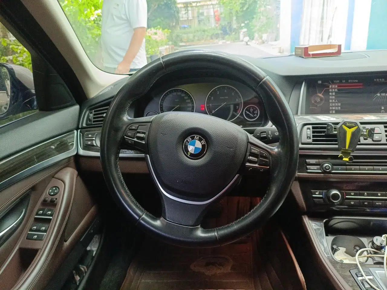 BMW 5 Series 2014 525Li Luxury Design Package — миниатюра 10