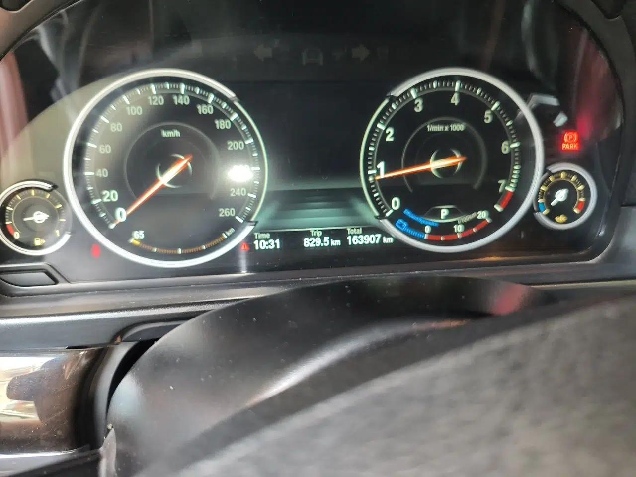 BMW 5 Series 2017 525Li Leading Model — миниатюра 12