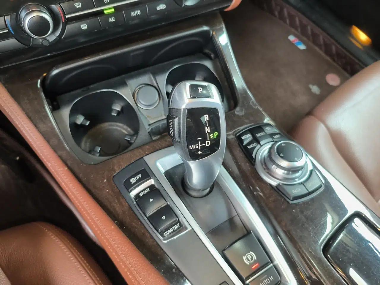 BMW 5 Series 2017 525Li Leading Model — миниатюра 14