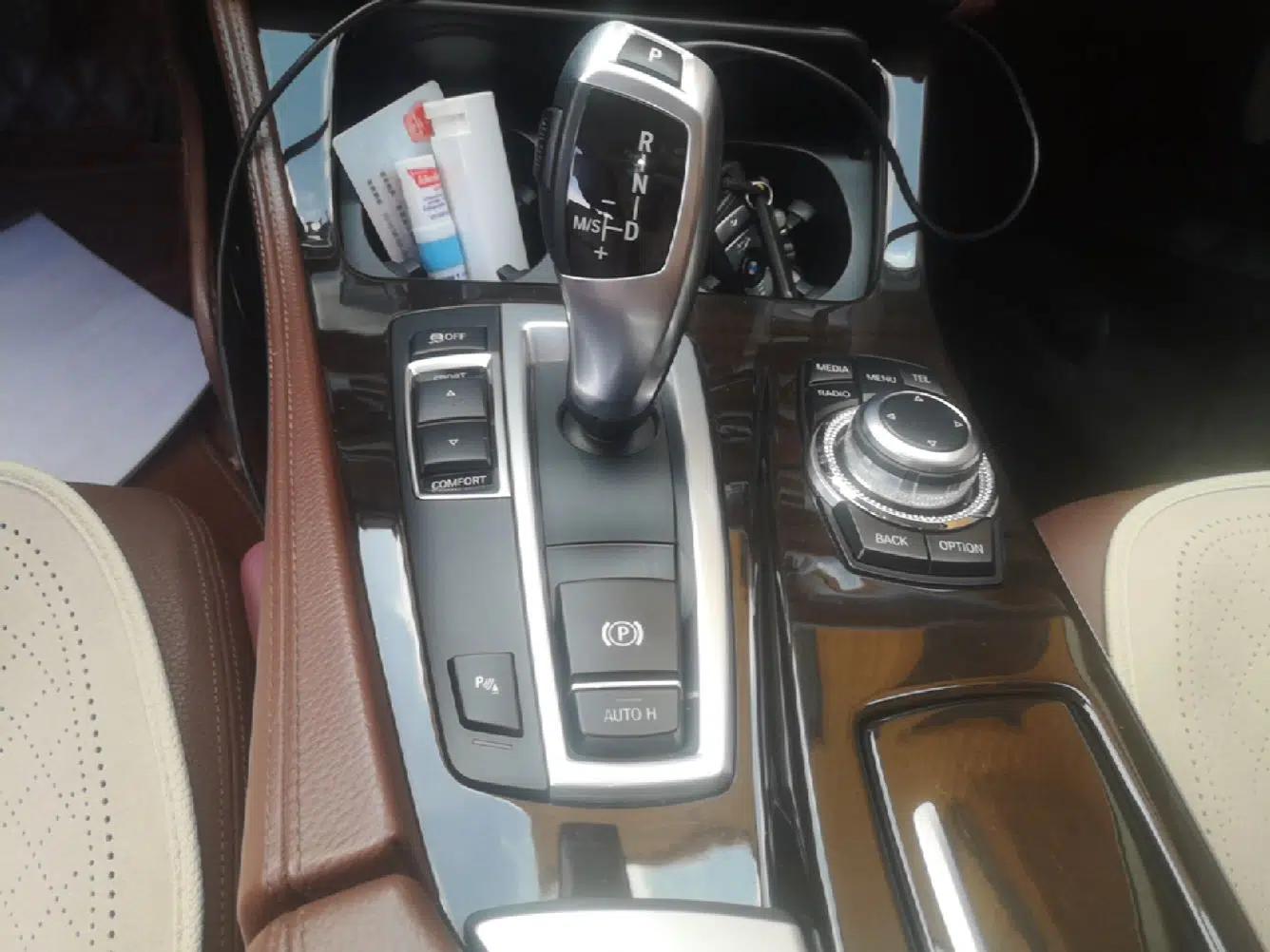 BMW 5 Series 2014 525Li Leading Model — миниатюра 16