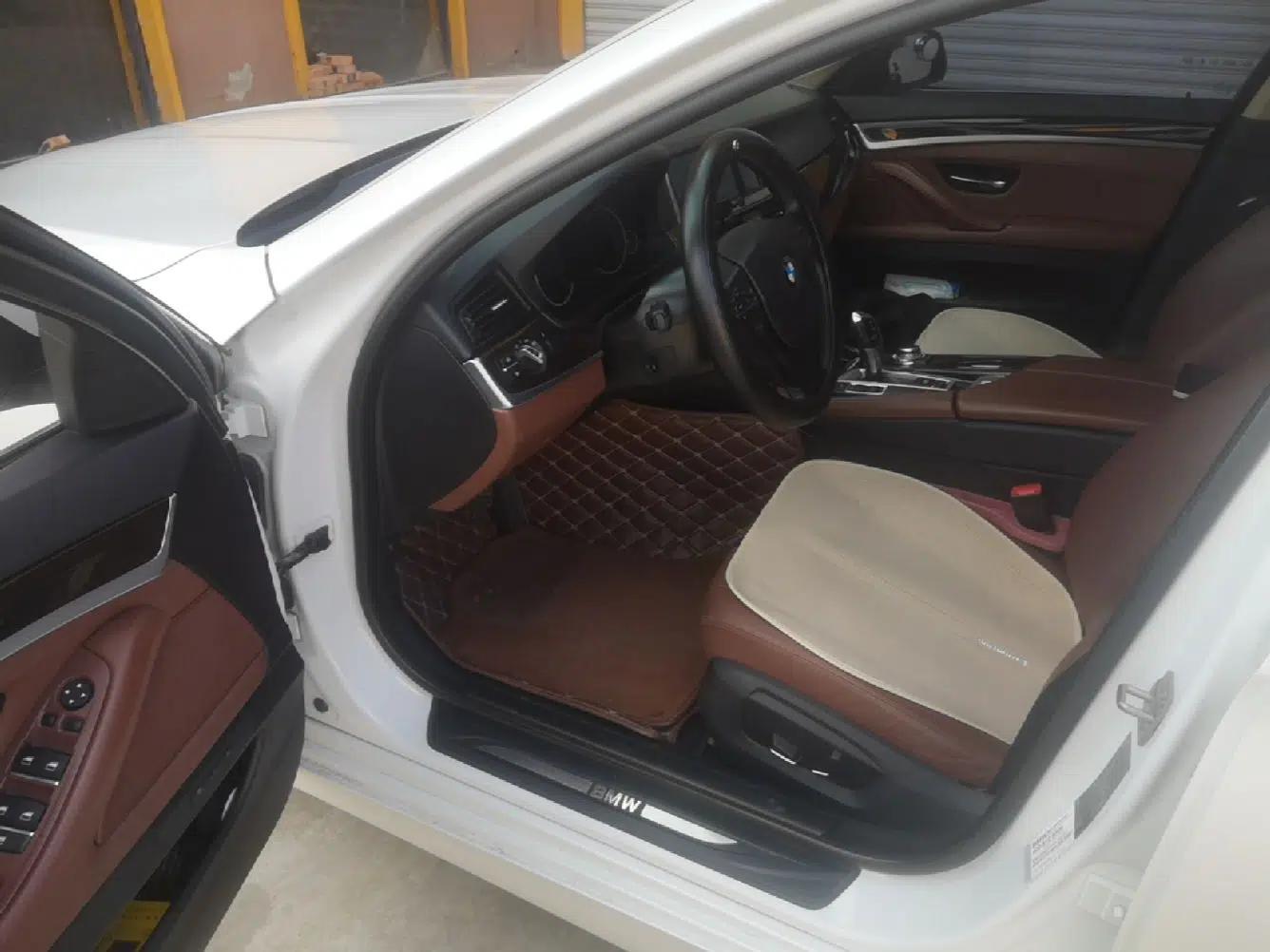 BMW 5 Series 2014 525Li Leading Model — миниатюра 18