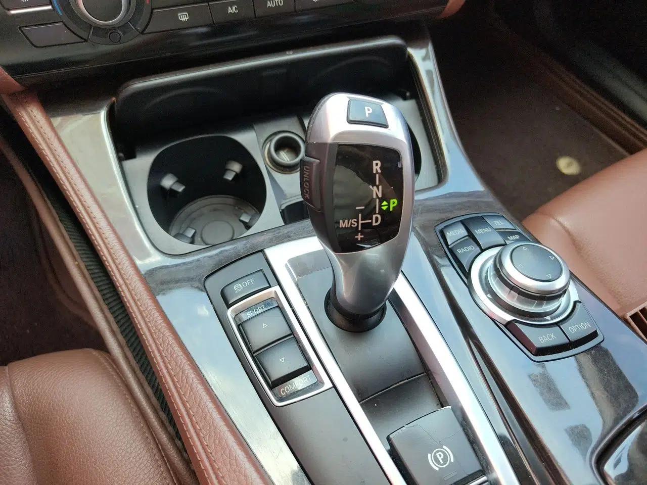 BMW 5 Series 2017 525Li Leading Model — миниатюра 14