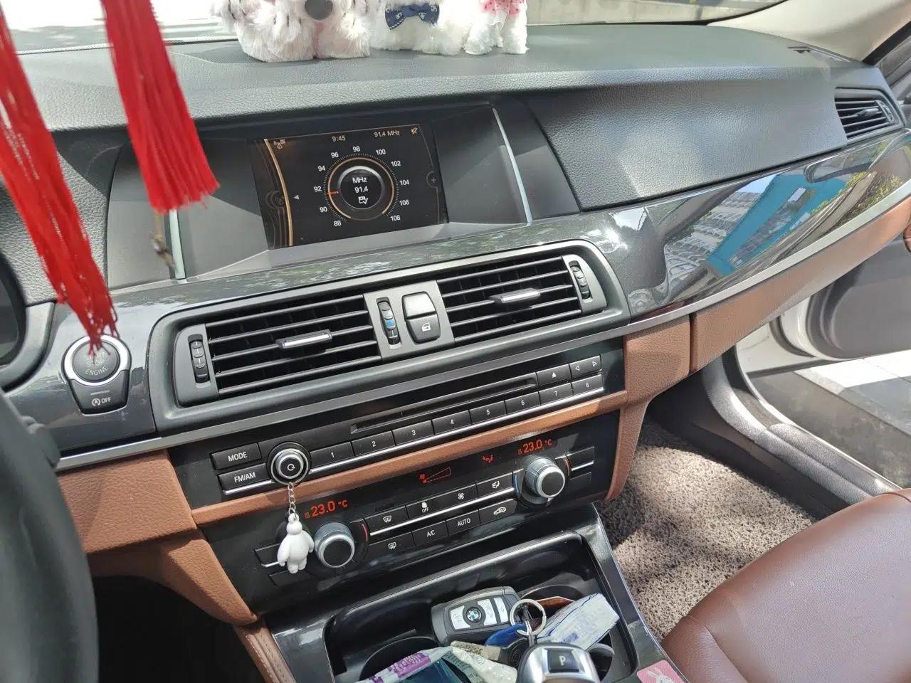 BMW 5 Series 2013 520i Elegant Edition — миниатюра 13