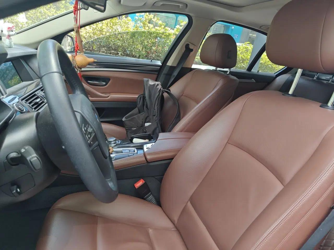 BMW 5 Series 2013 520i Elegant Edition — миниатюра 15