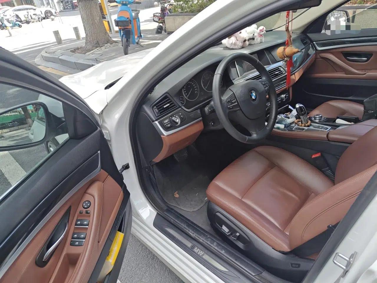 BMW 5 Series 2013 520i Elegant Edition — миниатюра 16