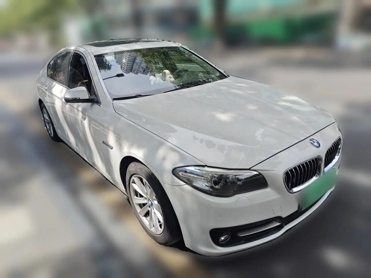 BMW 5 Series 2013 520i Elegant Edition — миниатюра 3