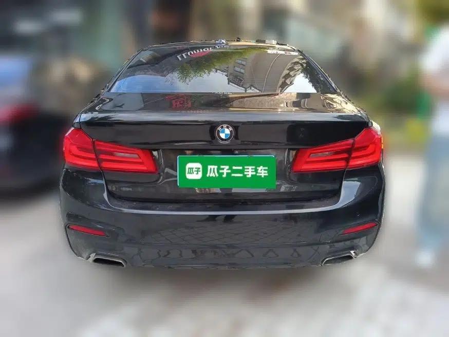 BMW 5 Series 2018 530Li Leading Model M Sport Package — миниатюра 5