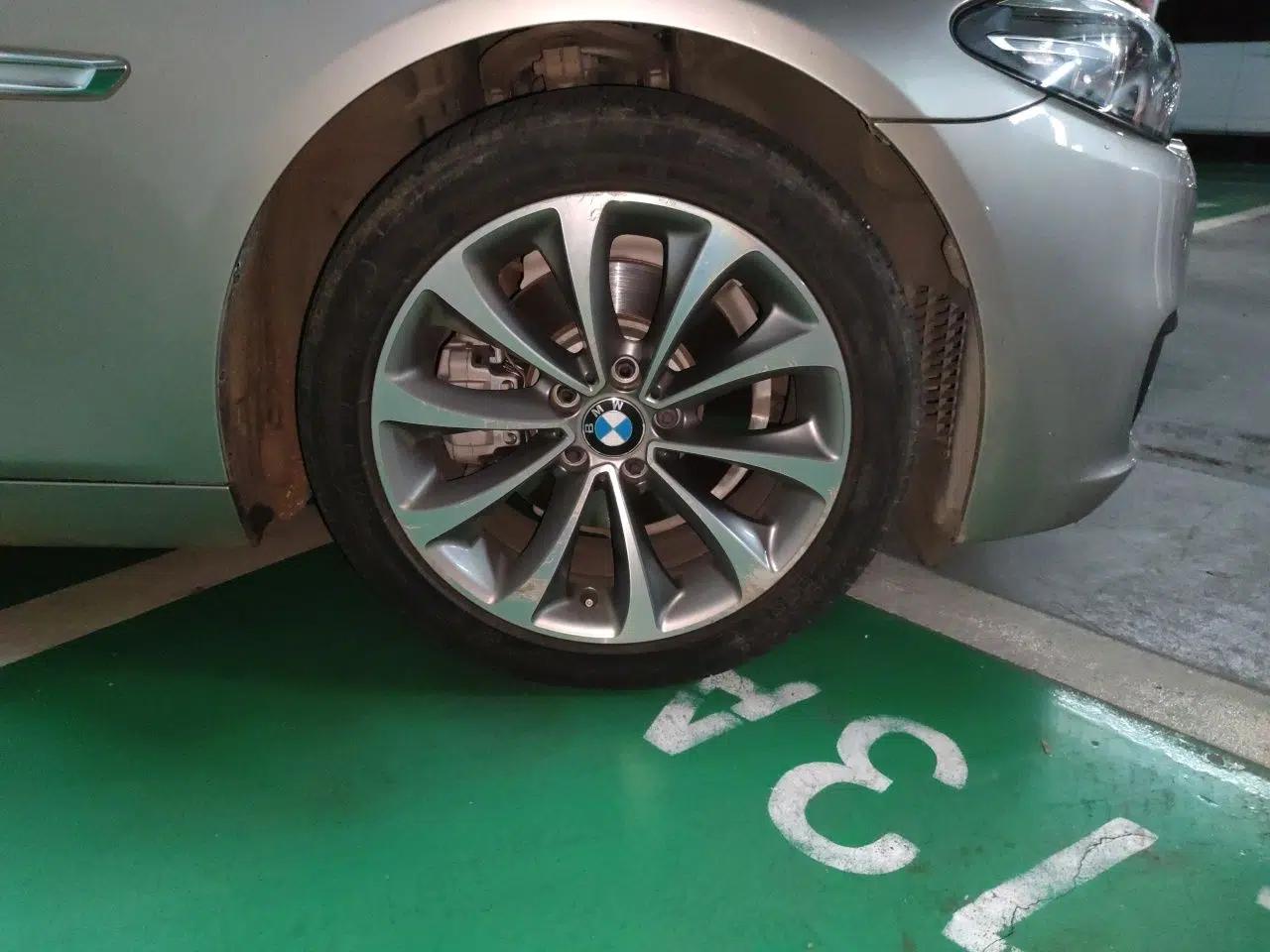 BMW 5 Series 2017 525Li Leading Model — миниатюра 8