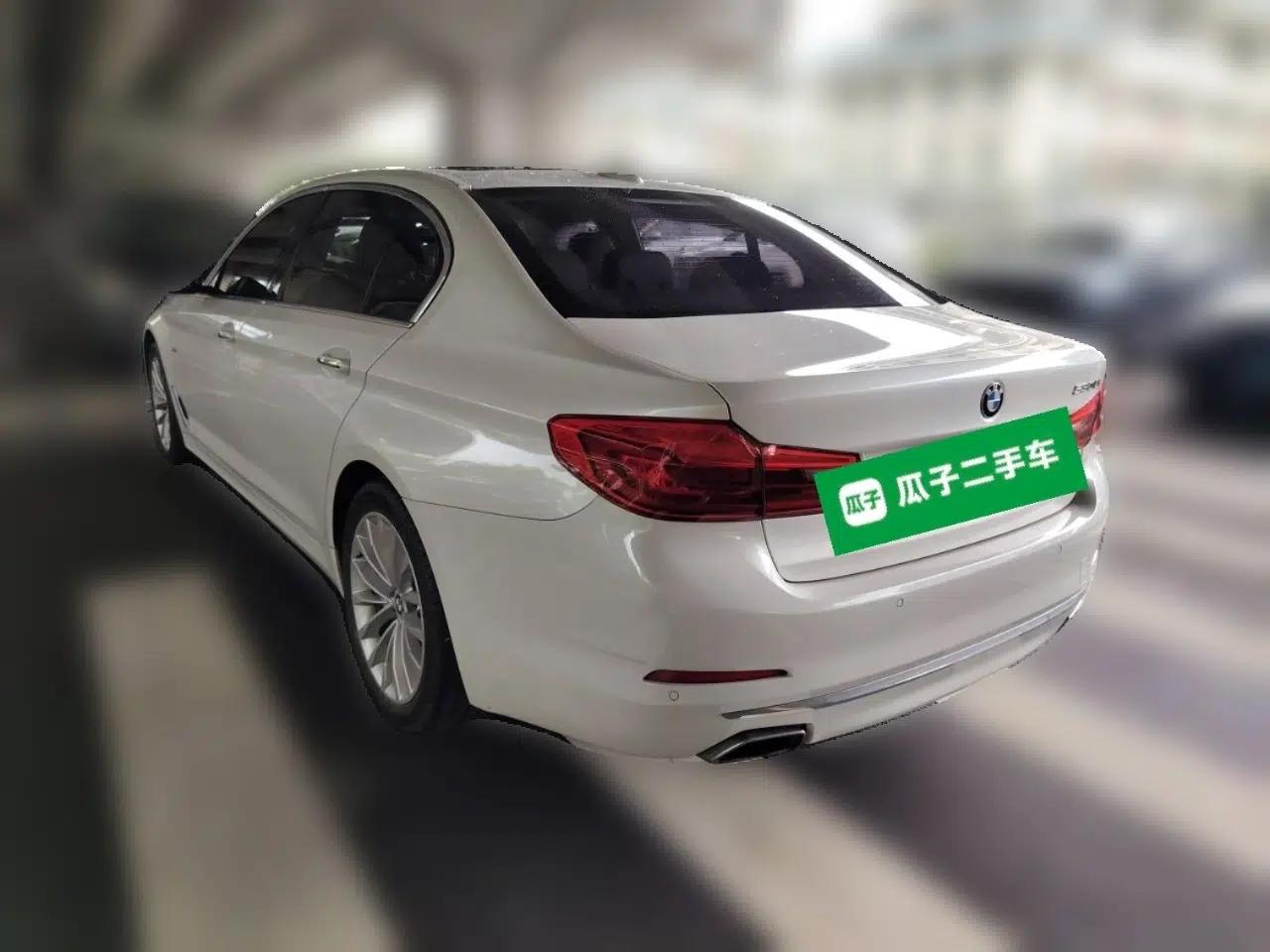 BMW 5 Series 2018 Revised Version 530Li Leading Edition Luxury Package — миниатюра 4