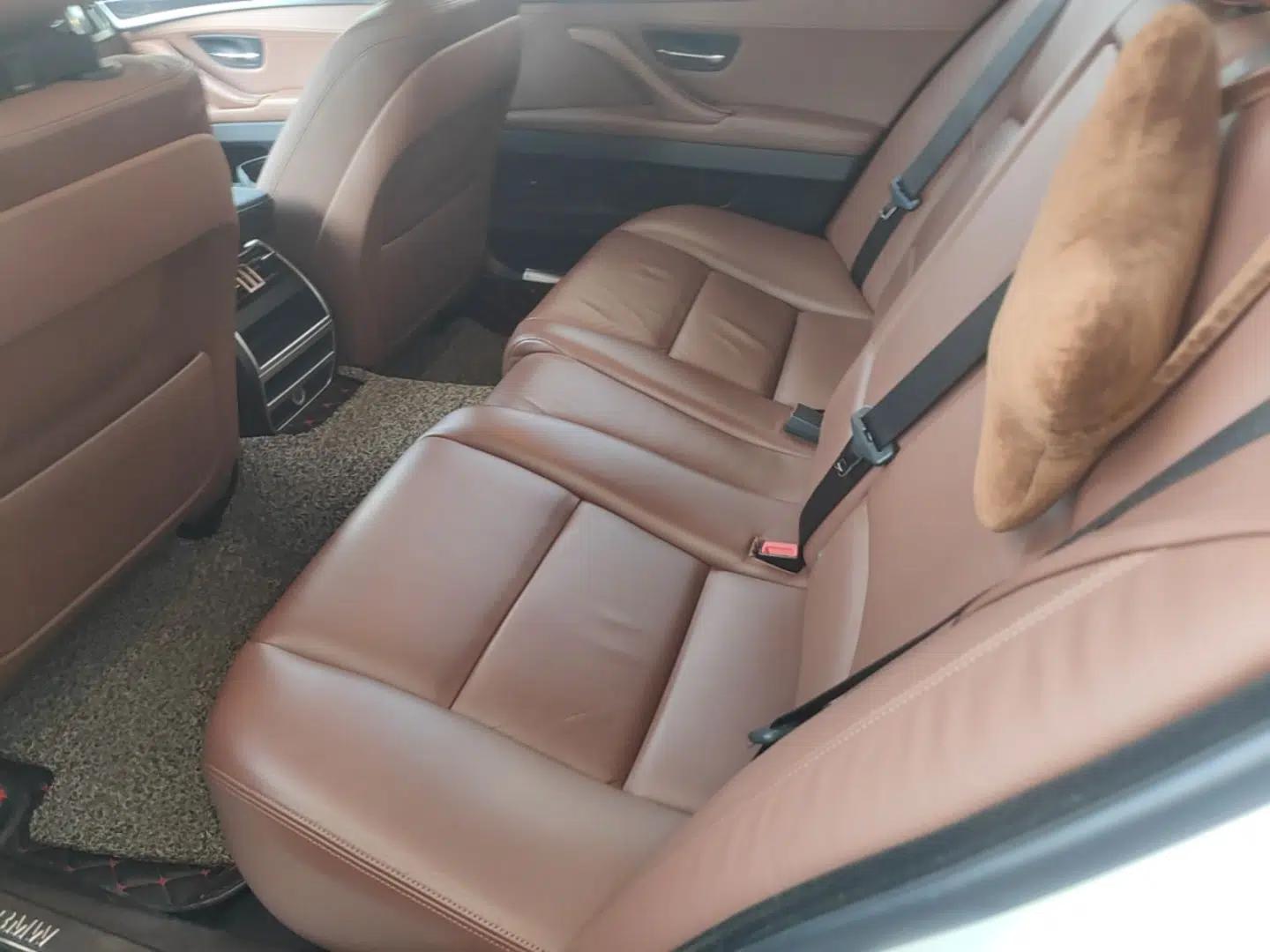 BMW 5 Series 2017 520Li Elegant Edition — миниатюра 20