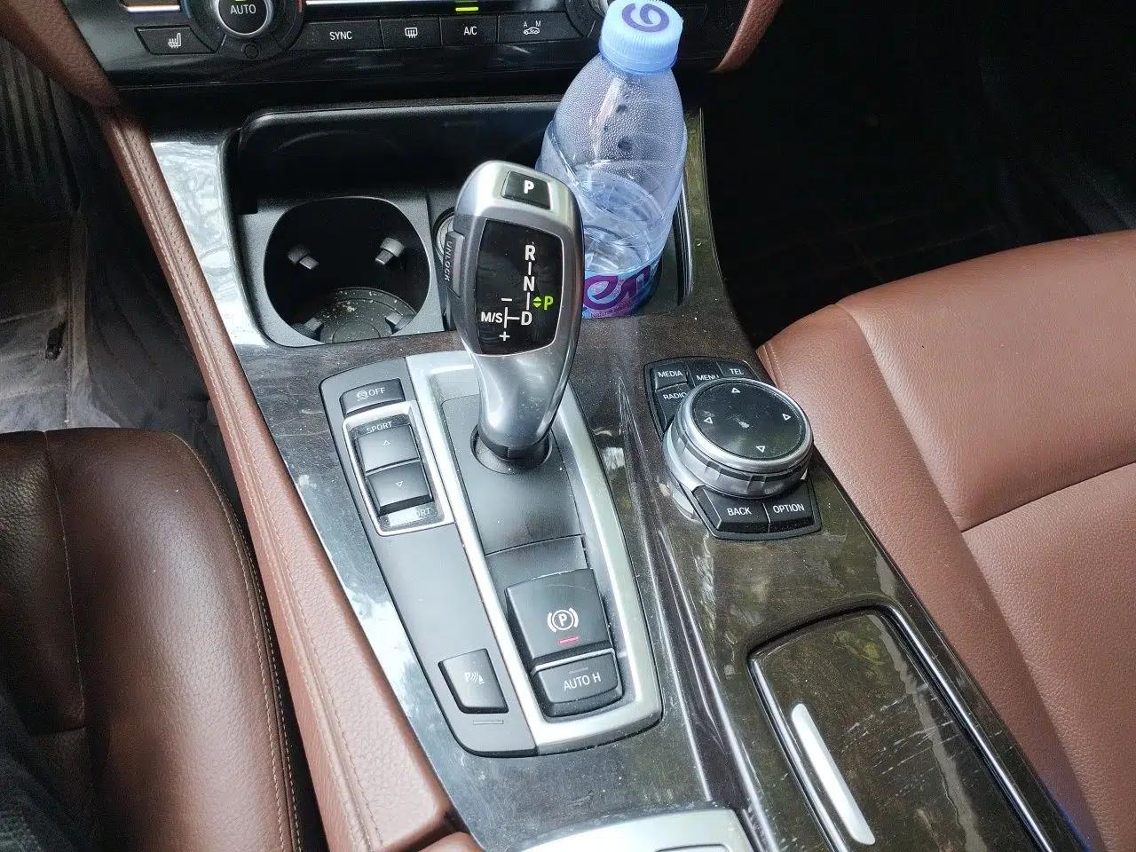 BMW 5 Series 2014 535Li Leading Model — миниатюра 14