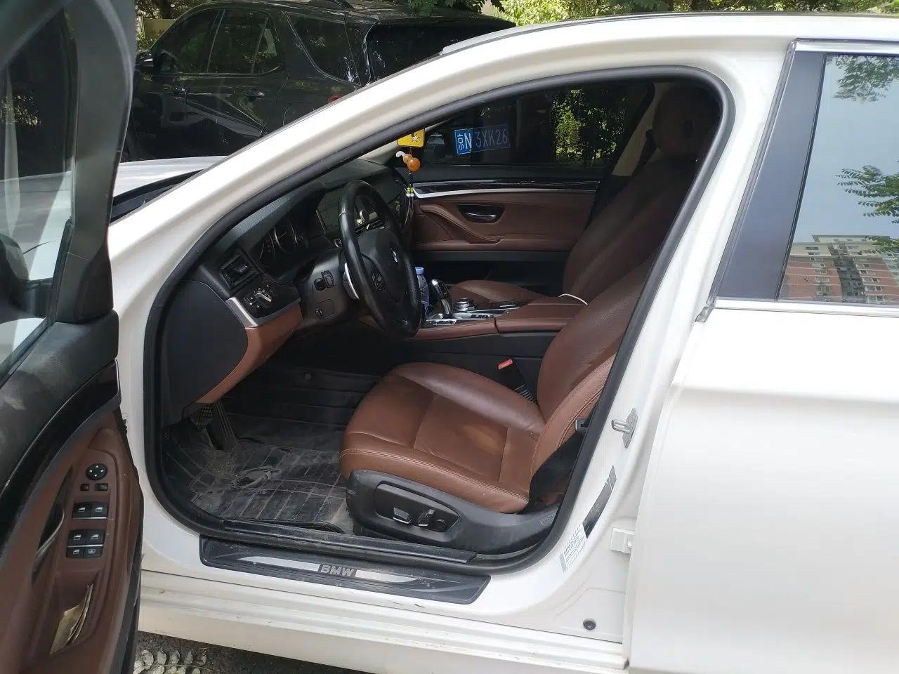 BMW 5 Series 2014 535Li Leading Model — миниатюра 16