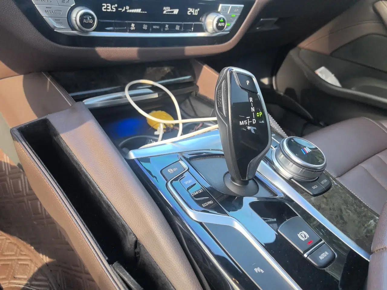BMW 5 Series 2020 525Li M Sport Package — миниатюра 14