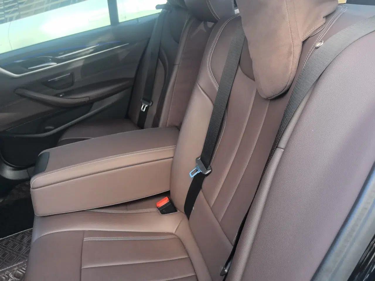 BMW 5 Series 2020 525Li M Sport Package — миниатюра 17