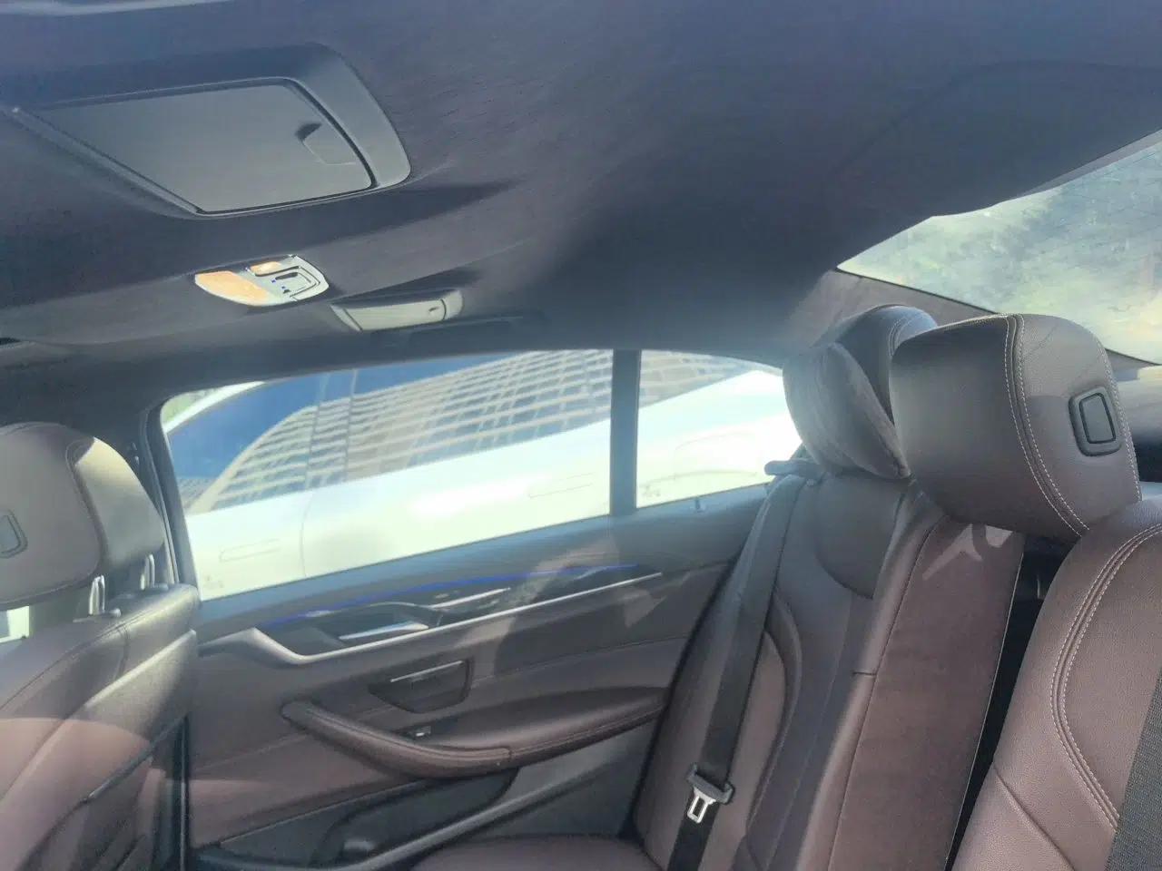 BMW 5 Series 2020 525Li M Sport Package — миниатюра 18