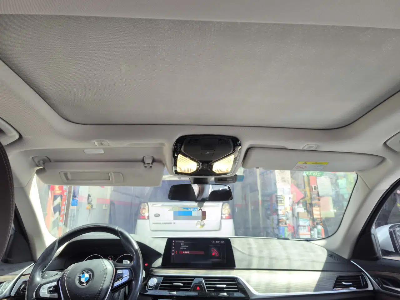 BMW 5 Series 2019 530Li Leading Model Luxury Package — миниатюра 18