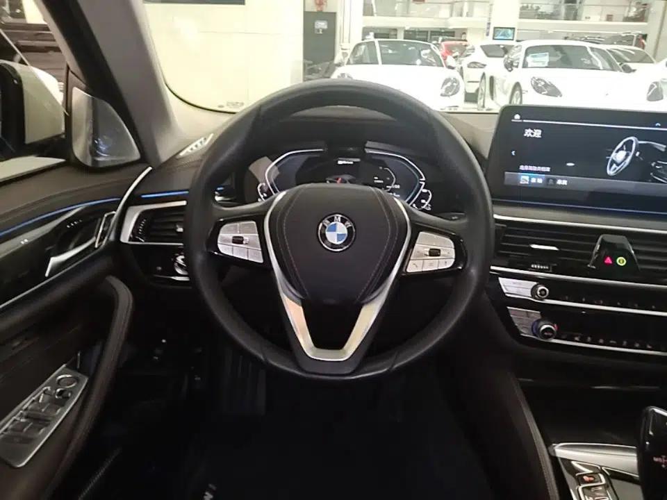 BMW 5 Series New Energy 2021 535Le Luxury Package — миниатюра 13