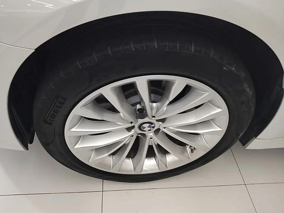 BMW 5 Series New Energy 2021 535Le Luxury Package — миниатюра 10