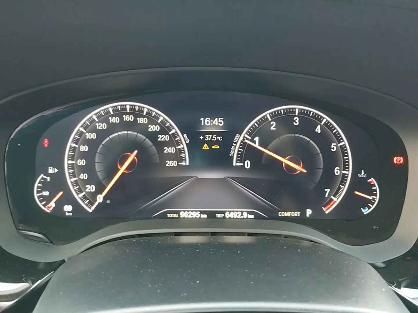 BMW 5 Series 2019 Facelifted 525Li Luxury Package — миниатюра 14
