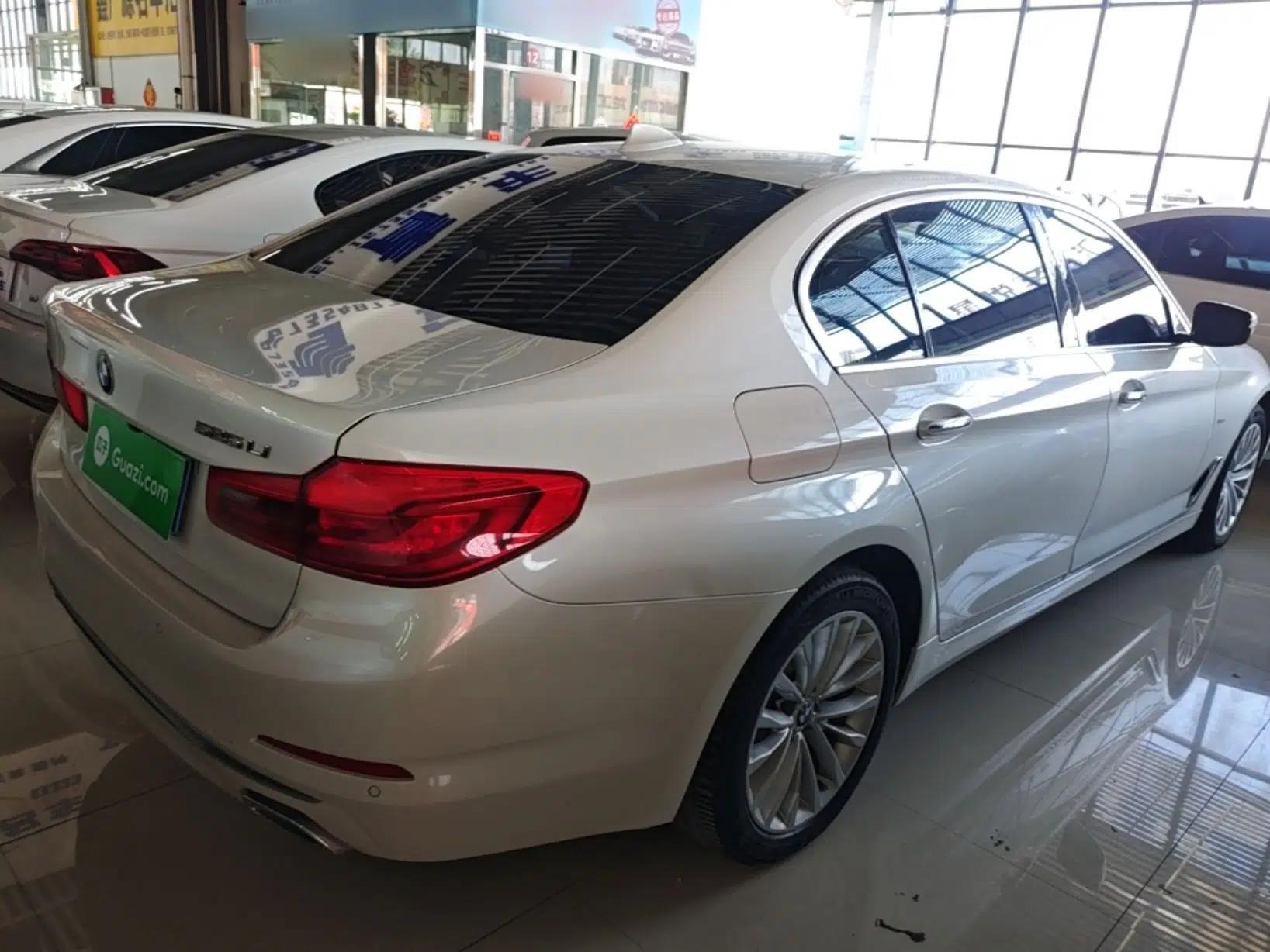 BMW 5 Series 2018 525Li Luxury Package — миниатюра 6