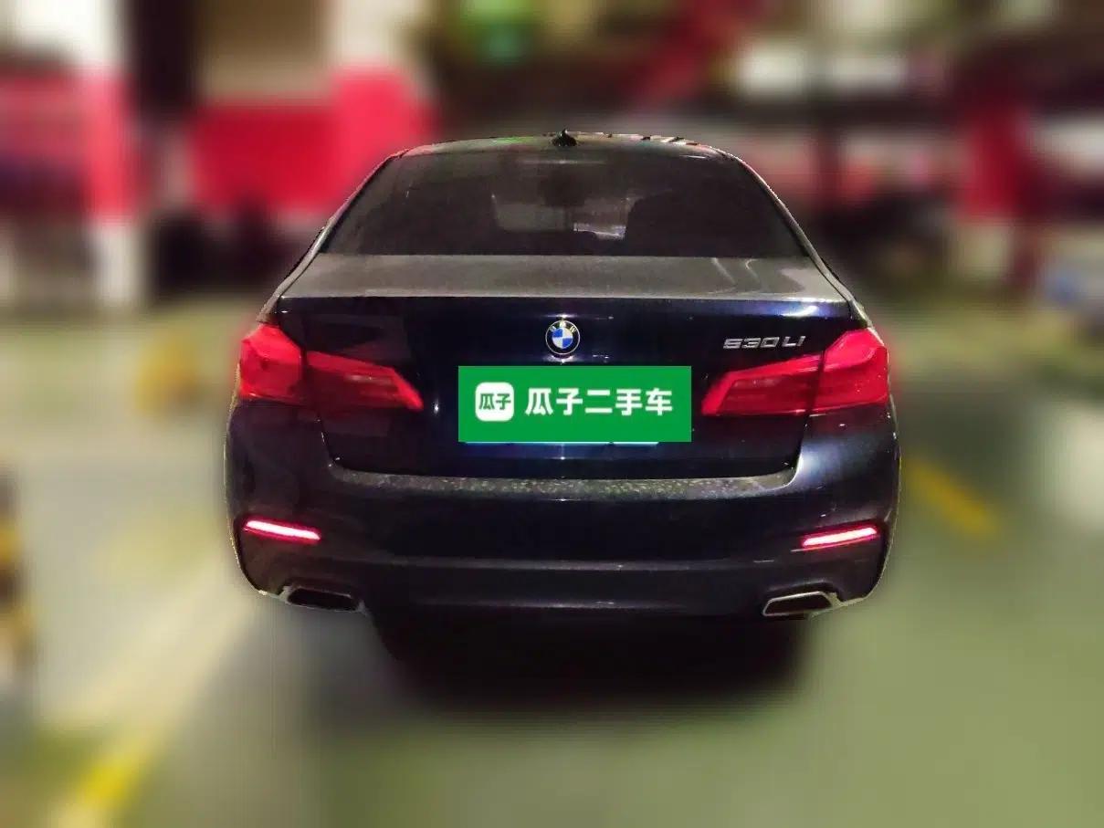 BMW 5 Series 2018 Restyled 530Li Leading Edition M Sport Package — миниатюра 5