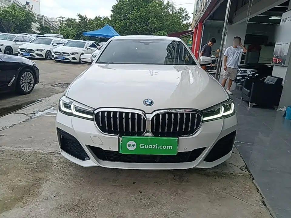 BMW 5 Series New Energy 2022 Second Facelift 535Le Pioneer Edition M Sport Package — миниатюра 2