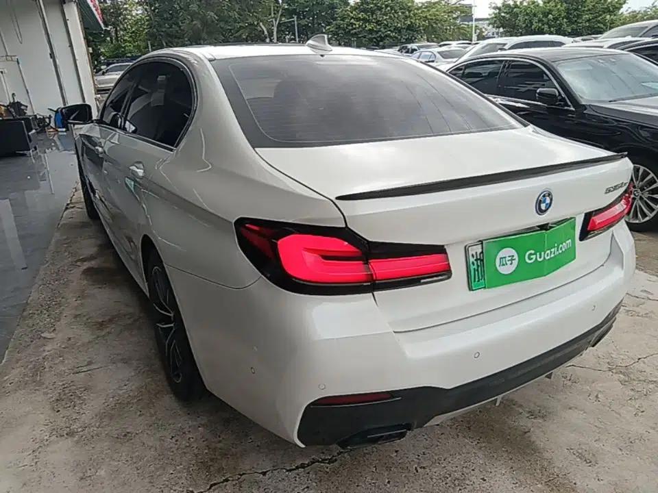 BMW 5 Series New Energy 2022 Second Facelift 535Le Pioneer Edition M Sport Package — миниатюра 4